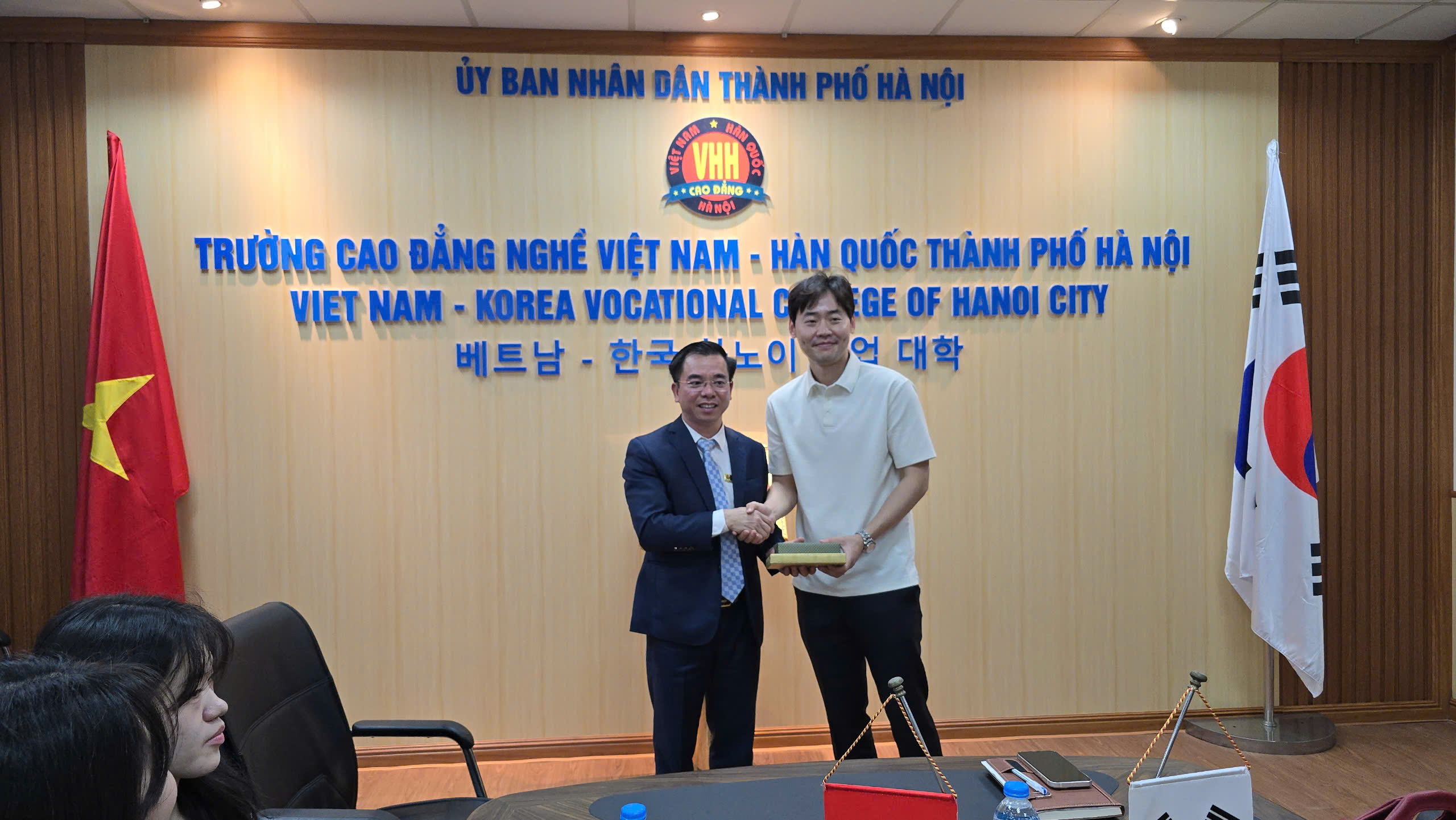 Tiếp đoán Đoàn công tác EDCF supporters và Ngân hàng Keximbank Hà Nội thăm và làm việc